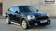 Black Used 2018 Mini Cooper Countryman Classic SUV | £13,872 (Fair price)