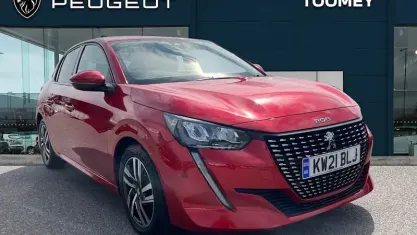 Gebraucht Peugeot 208 Allure 102 PS (75 kW) 2021 Rot Kleinwagen
