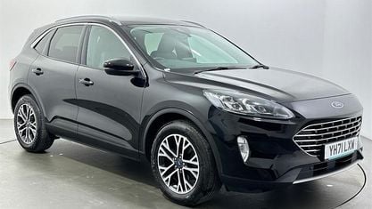 Second-hand Ford Kuga Titanium 120 CP (88 kW) 2021 Negru SUV