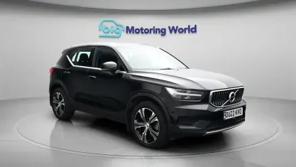 Used Volvo XC40 Inscription 211 HP (155 kW) 2021 Black SUV