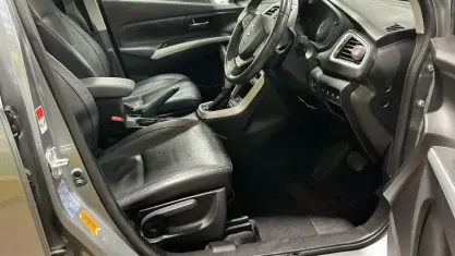 Used Suzuki SX4 S-Cross SZ5 120 HP (88 kW) 2014 Grey SUV