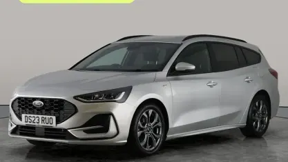 Used Ford Focus ST-Line 125 HP (91 kW) 2023 Silver Estate