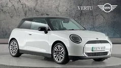White New 2024 Mini Cooper Hatch Hatchback | £23,280 (Super price)