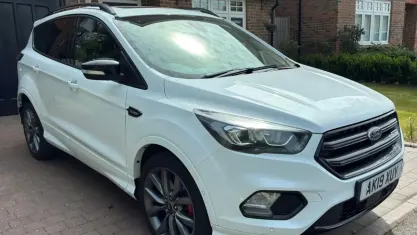 Usado Ford Kuga ST-Line 182 HP (133 kW) 2019 SUV
