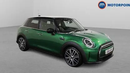 Used Mini Cooper Exclusive 136 HP (100 kW) 2022 Hatchback