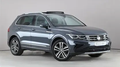 Begagnad VW Tiguan Elegance 150 HK (110 kW) 2022 Grå SUV