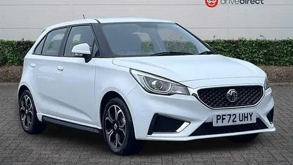 Used MG MG3 Exclusive 106 HP (77 kW) 2023 White Hatchback