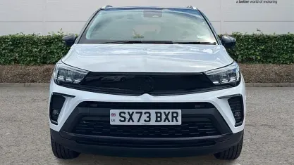 Used Vauxhall Crossland Ultimate 131 HP (96 kW) 2023 White SUV