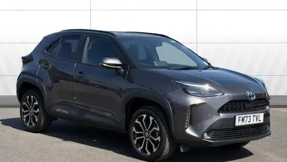 Usata Toyota Yaris Hybrid Design 116 CV (85 kW) 2026 Station wagon