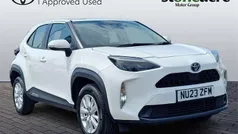 White Used 2023 Toyota Yaris Cross SUV | £18,000 (Fair price)