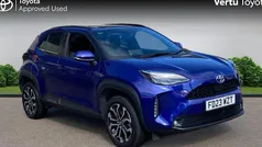 Used 2025 Toyota Yaris Hybrid Design Estate | £21,838 (Good price)