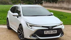 White Used 2024 Toyota Corolla Sport Estate | £26,390 (Fair price)