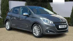 Used 2018 Peugeot 208 Signature Sky Hatchback | £6,500 (Fair price)