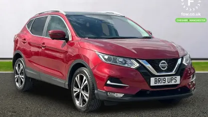 Used Nissan Qashqai N-Connecta 160 HP (117 kW) 2019 Red SUV