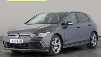 Second-hand VW Golf VIII R-line 150 CP (110 kW) 2023 Gri Hatchback