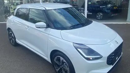 New Suzuki Swift 82 HP (60 kW) 2025 Hatchback
