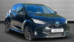 Eclipse black Used 2021 Toyota Yaris Hybrid Design Hatchback | £15,350 (Fair price)