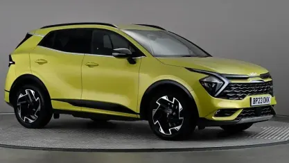 Used Kia Sportage GT-Line 150 HP (110 kW) 2023 Yellow SUV