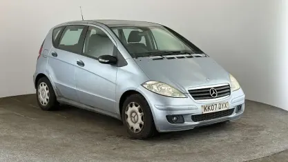 Used Mercedes A150 Classic 95 HP (69 kW) 2007 Blue Hatchback