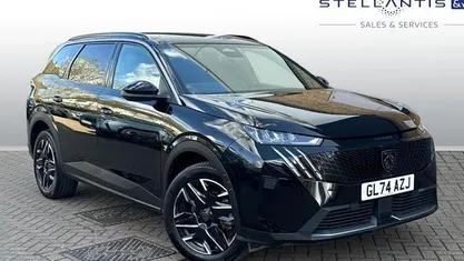 Used Peugeot 5008 Allure 136 HP (100 kW) 2025 SUV