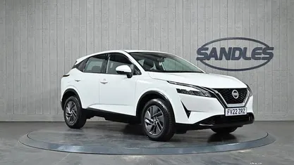 Used Nissan Qashqai Acenta Premium 140 HP (102 kW) 2022 White SUV