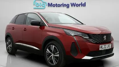 Used Peugeot 3008 Allure Premium 131 HP (96 kW) 2022 Red SUV