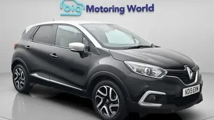 Used Renault Captur Iconic 150 HP (110 kW) 2019 Black and silver SUV