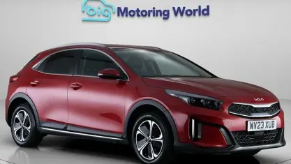Gebraucht Kia XCeed 141 PS (103 kW) 2023 Rot SUV