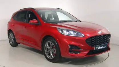 Used Ford Kuga ST-Line 225 HP (165 kW) 2020 Red SUV