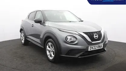 Used Nissan Juke N-Connecta 114 HP (83 kW) 2022 Grey SUV