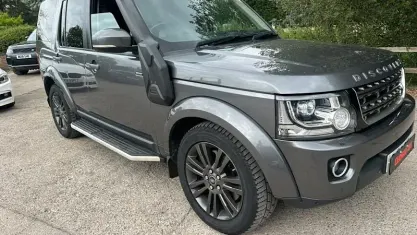 Used Land Rover Discovery Graphite 256 HP (188 kW) 2016 Grey SUV