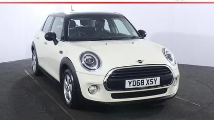 Used Mini Cooper Hatch 136 HP (100 kW) 2018 White Hatchback