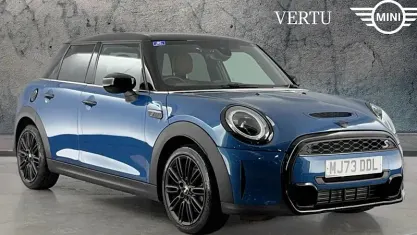 Used Mini Cooper S Exclusive 178 HP (130 kW) 2022 Hatchback