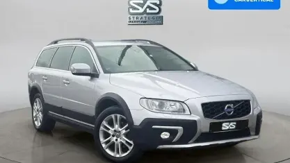 Begagnad Volvo XC70 SE Lux 220 HK (161 kW) 2015 Silver Kombi