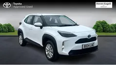 Used 2025 Toyota Yaris Hybrid Estate | £21,967 (Good price)