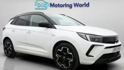 Used Vauxhall Grandland X Ultimate 131 HP (96 kW) 2023 White SUV