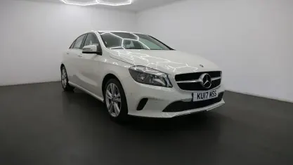 Used Mercedes A160 Executive 102 HP (75 kW) 2017 White Hatchback