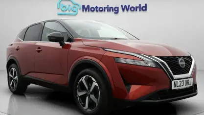 Used Nissan Qashqai N-Connecta 140 HP (102 kW) 2023 Red SUV