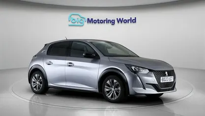 Used Peugeot e-208 Allure+ 100 kW (136 HP) 2023 Hatchback
