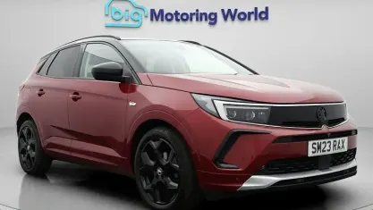 Used Vauxhall Grandland X Ultimate 131 HP (96 kW) 2023 Red SUV