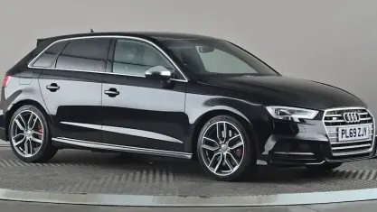 Used Audi S3 Sportback Performance 300 HP (220 kW) 2019 Black Hatchback