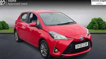Used Toyota Yaris 101 HP (74 kW) 2020 Red Hatchback
