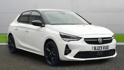 Used Vauxhall Corsa 75 HP (55 kW) 2023 White Hatchback