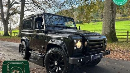 Used Land Rover Defender 124 HP (91 kW) 2015 Estate