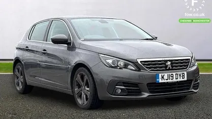 Used Peugeot 308 Allure 110 HP (80 kW) 2019 Hatchback
