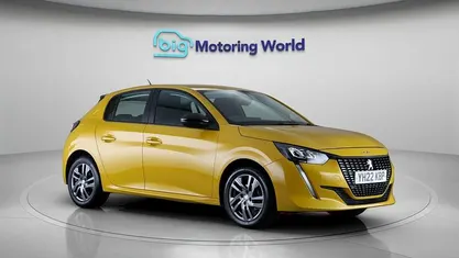 Used Peugeot 208 Active Premium 75 HP (55 kW) 2022 Yellow Hatchback