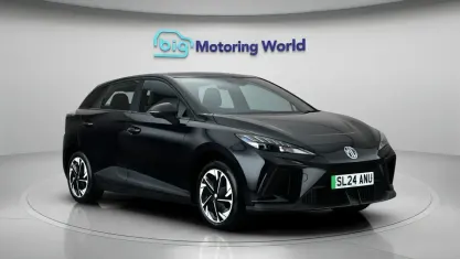 Used MG MG4 EV SE 319 kW (435 HP) 2023 Black Hatchback