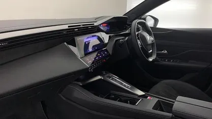 White Used 2024 Peugeot e-308 GT Hatchback | £18,995 (Fair price)