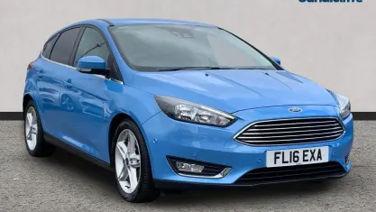Used Ford Focus Titanium 125 HP (91 kW) 2017 Blue Hatchback