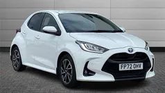 White Used 2022 Toyota Yaris Hybrid Design Hatchback | £16,995 (Fair price)